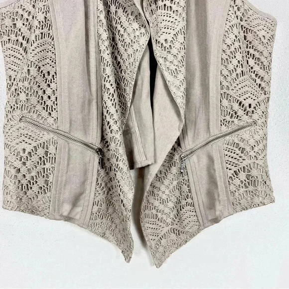 Chico’s Tan Lace Vest - Picture 5 of 7